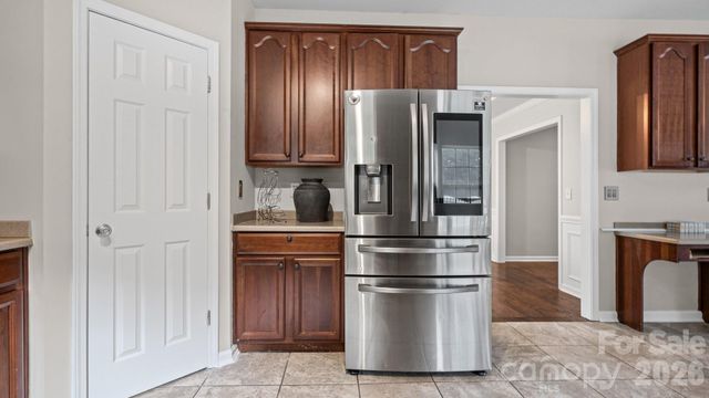 2001 Choke Berry Way, Waxhaw, NC 28173
