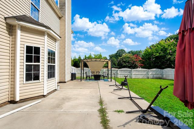 2001 Choke Berry Way, Waxhaw, NC 28173