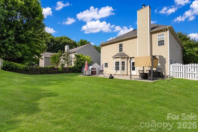 2001 Choke Berry Way, Waxhaw, NC 28173