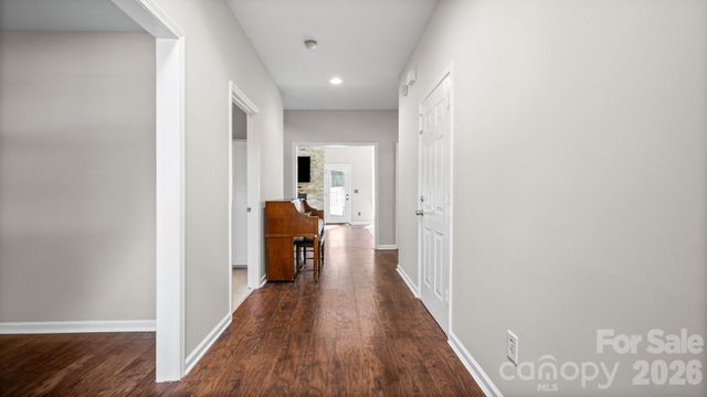 2001 Choke Berry Way, Waxhaw, NC 28173