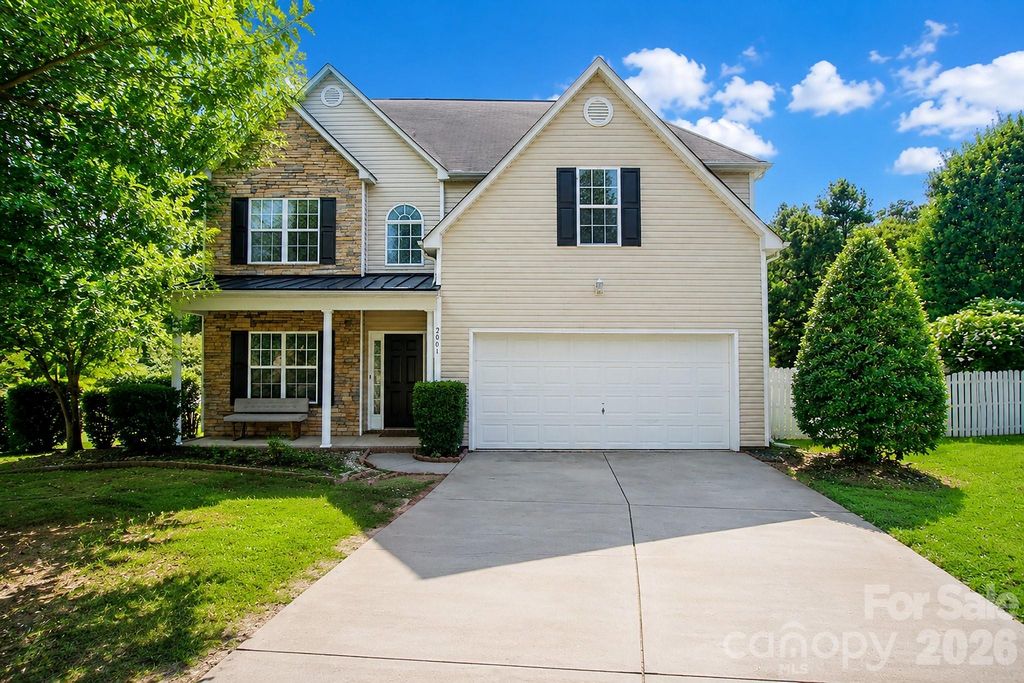 2001 Choke Berry Way, Waxhaw, NC 28173