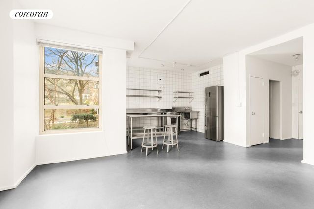 80 La Salle St Apt 2E, New York City, NY 10027