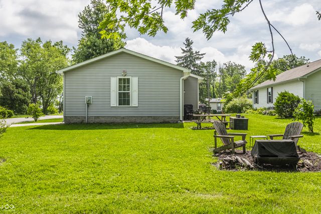 602 S Main Street, Whitestown, IN 46075