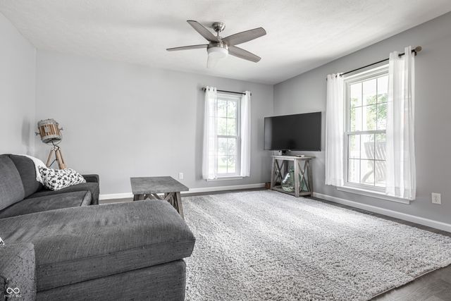 602 S Main Street, Whitestown, IN 46075