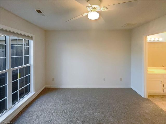 3131 High Bridge Circle, Jamestown, NC 27282