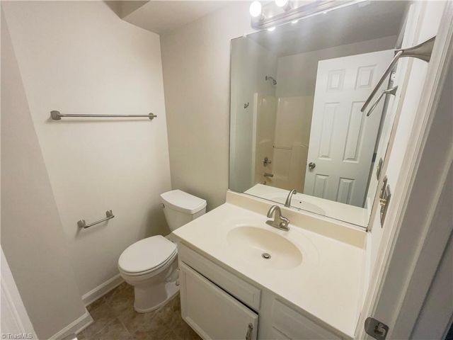 3131 High Bridge Circle, Jamestown, NC 27282