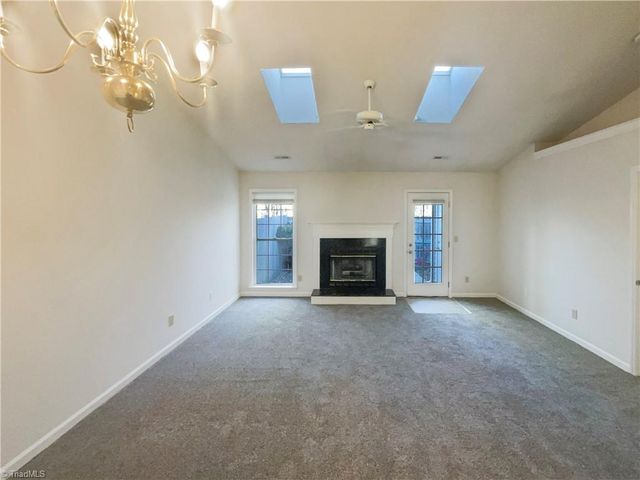 3131 High Bridge Circle, Jamestown, NC 27282