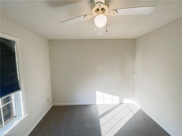 3131 High Bridge Circle, Jamestown, NC 27282