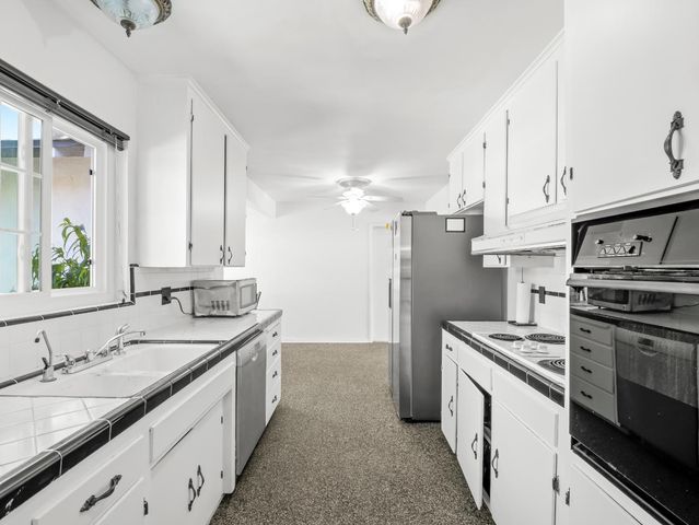 519 W Rialto Avenue, Fresno, CA 93705