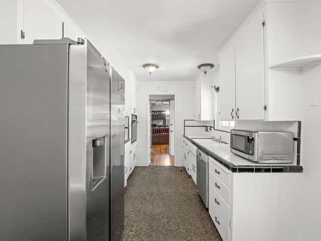 519 W Rialto Avenue, Fresno, CA 93705