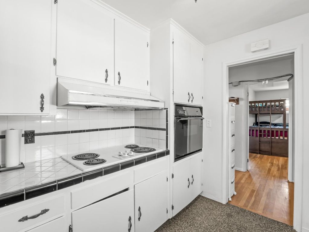 Image 5 of property listing at 519 W Rialto Avenue, Fresno, CA 93705