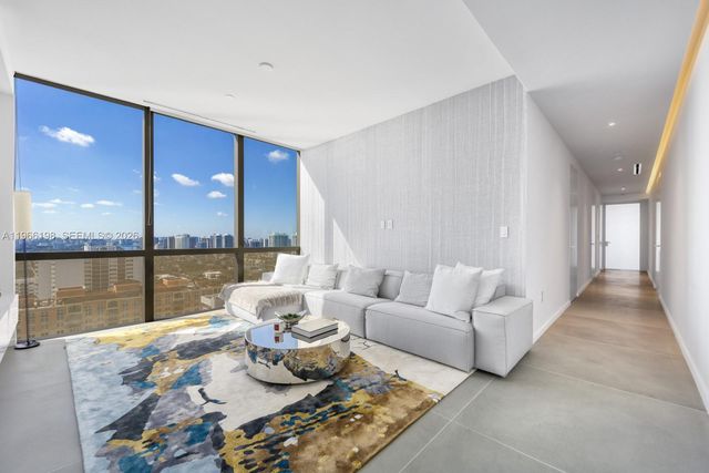 2000 S Ocean Dr 25B, Hallandale Beach, FL 33009