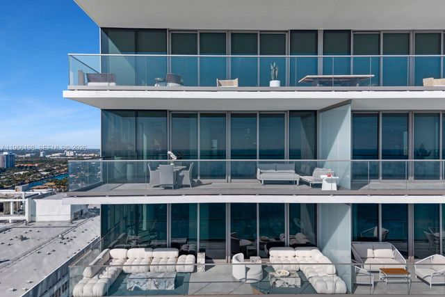 2000 S Ocean Dr 25B, Hallandale Beach, FL 33009