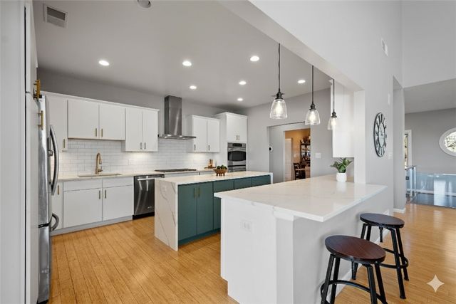 806 Harmony Rd, Ohio Twp, PA 15237