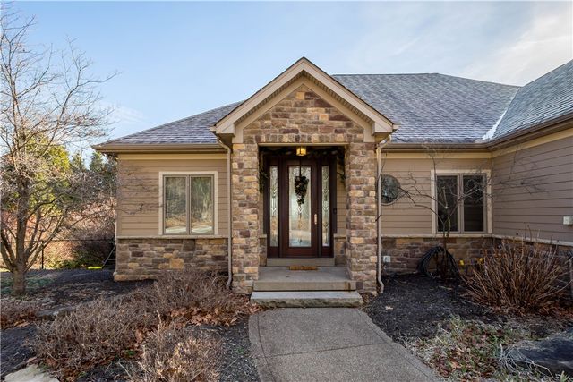 806 Harmony Rd, Ohio Twp, PA 15237