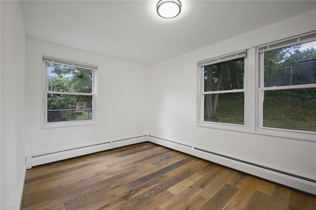 140 Tanner Avenue, Warwick, RI 02886