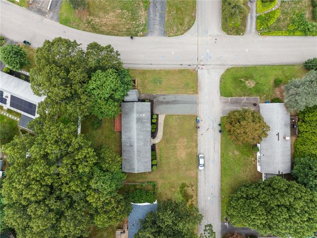 140 Tanner Avenue, Warwick, RI 02886