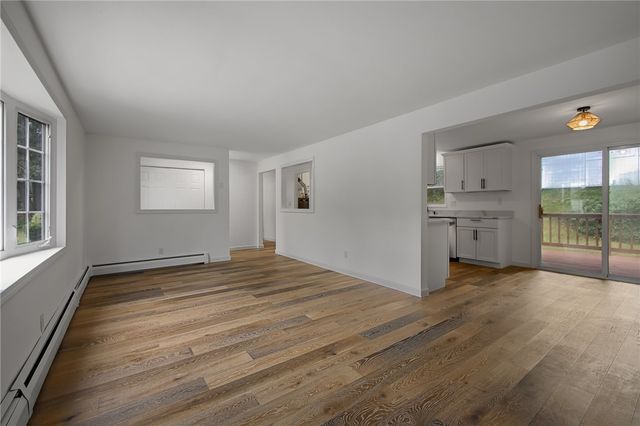 140 Tanner Avenue, Warwick, RI 02886