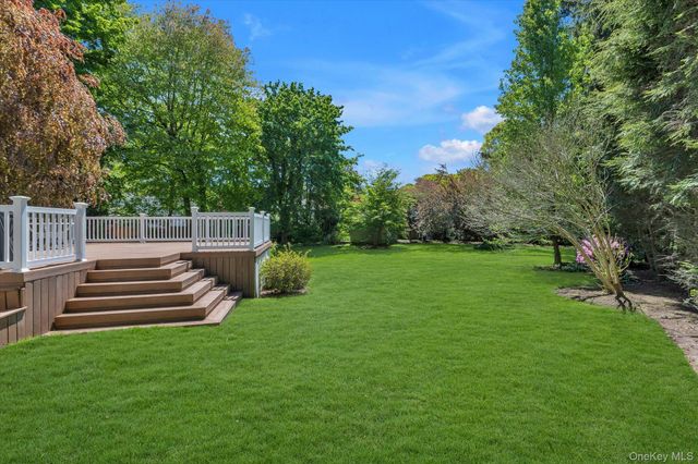 17 Claire Avenue, Huntington Station, NY 11746