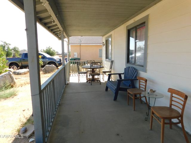 8372 Dogwood Avenue, California City, CA 93505