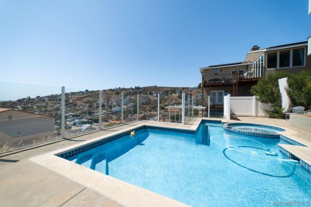 1102 La Mesa, Spring Valley, CA 91977