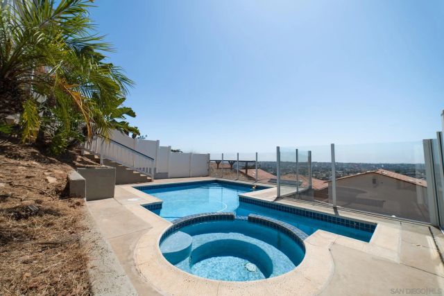 1102 La Mesa, Spring Valley, CA 91977