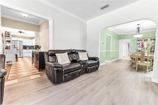 3719 Sheridan Avenue, Miami Beach, FL 33140