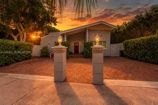 3719 Sheridan Avenue, Miami Beach, FL 33140