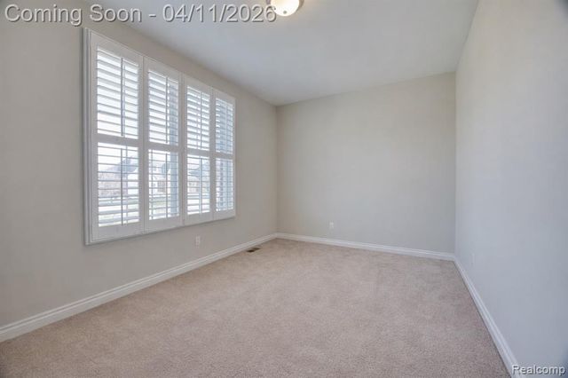 5809 Hartwick Drive, West Bloomfield, MI 48324