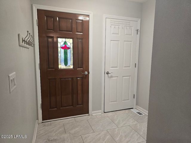 14 Spring Knob Circle, Beaufort, SC 29907