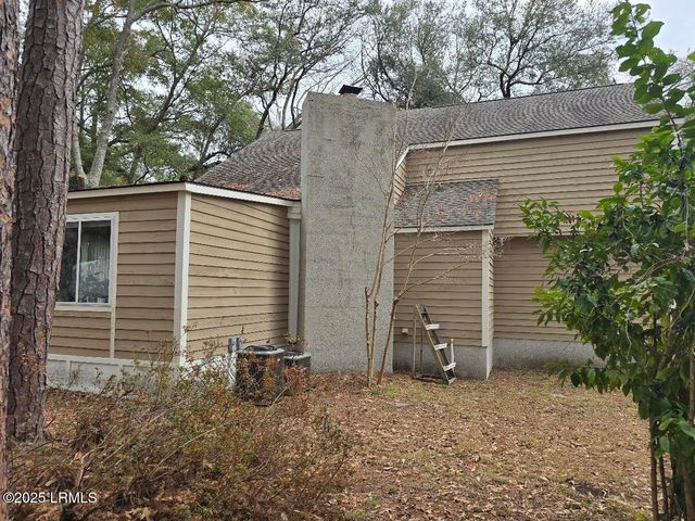 14 Spring Knob Circle, Beaufort, SC 29907