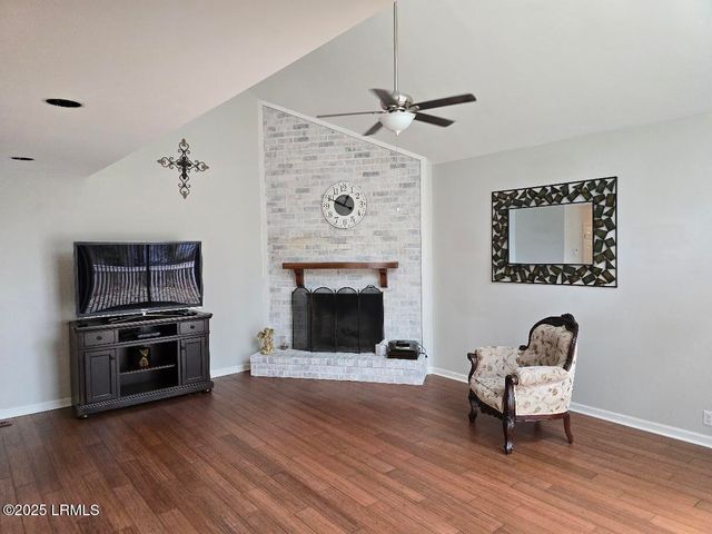 14 Spring Knob Circle, Beaufort, SC 29907