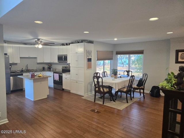 14 Spring Knob Circle, Beaufort, SC 29907