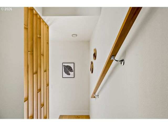 1792 Se SPOKANE St, Portland, OR 97202