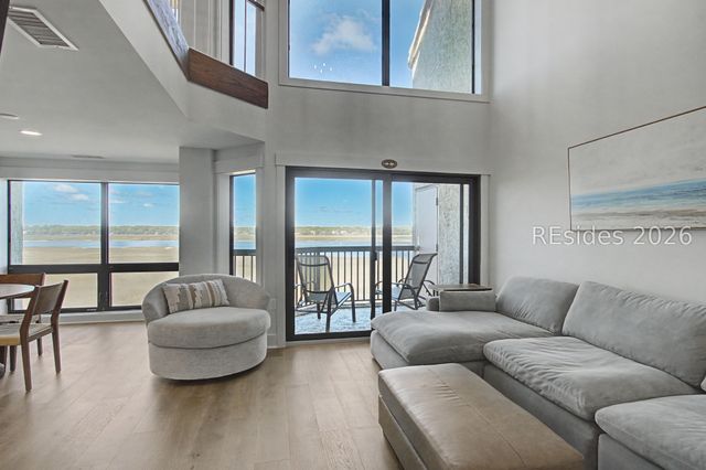 2 Shelter Cove Ln Apt 227, Hilton Head Island, SC 29928