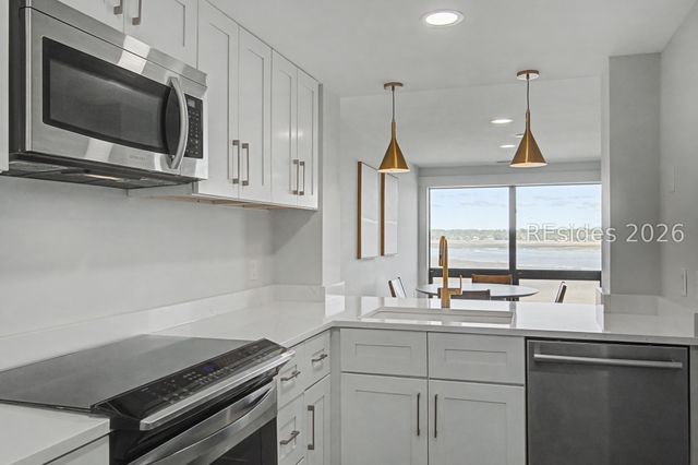 2 Shelter Cove Ln Apt 227, Hilton Head Island, SC 29928