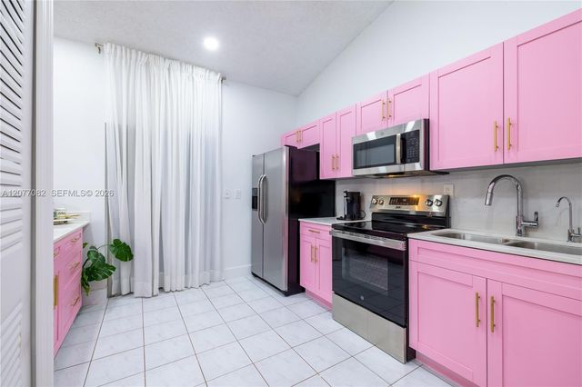 13540 SW 180th Terrace, Miami, FL 33177