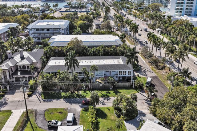 2430 SE 17th Street G, Fort Lauderdale, FL 33316