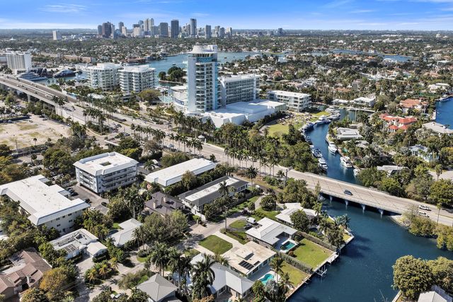 2430 SE 17th Street G, Fort Lauderdale, FL 33316