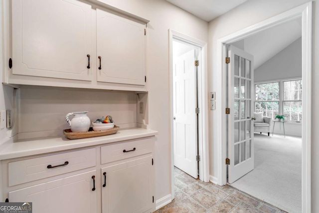 2711 Shetland Drive, Decatur, GA 30033