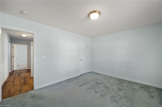 3687 Cheshire Woods Drive, Winston-salem, NC 27106