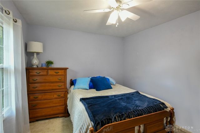 2044 Meadowside Lane, Dayton, OH 45458