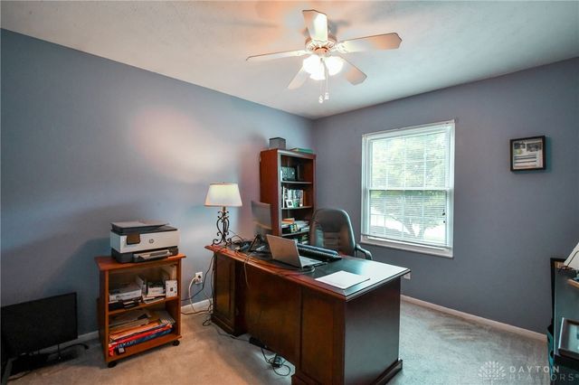 2044 Meadowside Lane, Dayton, OH 45458