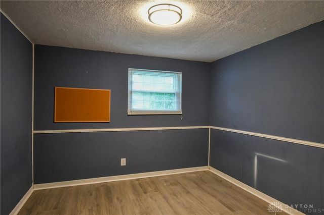 2044 Meadowside Lane, Dayton, OH 45458
