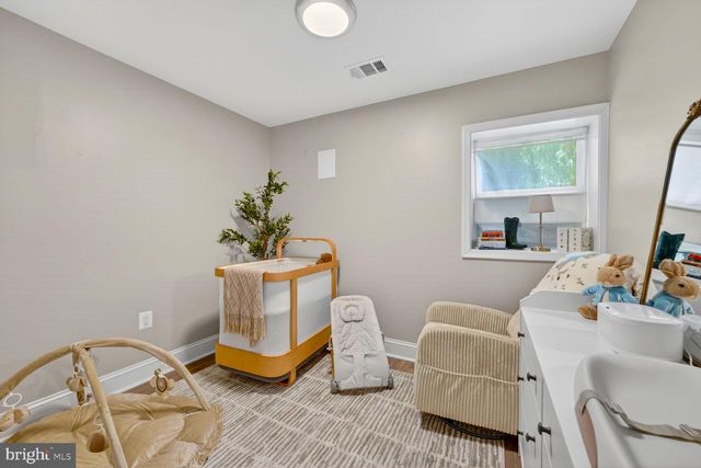 6004 CLAY ST NE, Washington, DC 20019