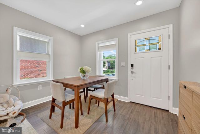 6004 CLAY ST NE, Washington, DC 20019