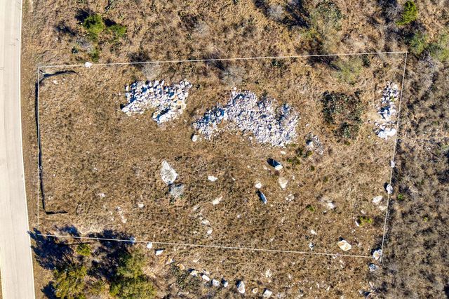 309 Eagle Basin CIR, Spicewood, TX 78669