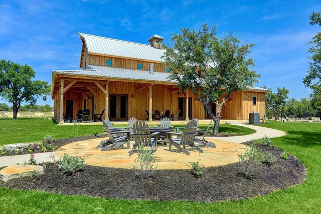 309 Eagle Basin CIR, Spicewood, TX 78669