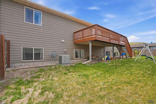 817 LONE SOLDIER RD, Box Elder, SD 57719