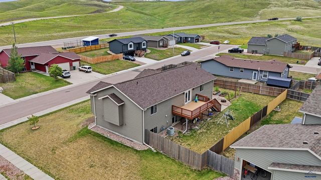817 LONE SOLDIER RD, Box Elder, SD 57719